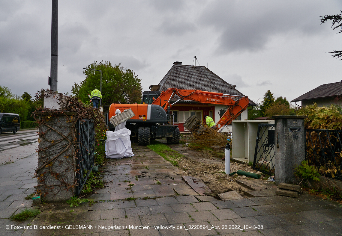 26.04.2022 - Baustelle Niederalmstraße 16